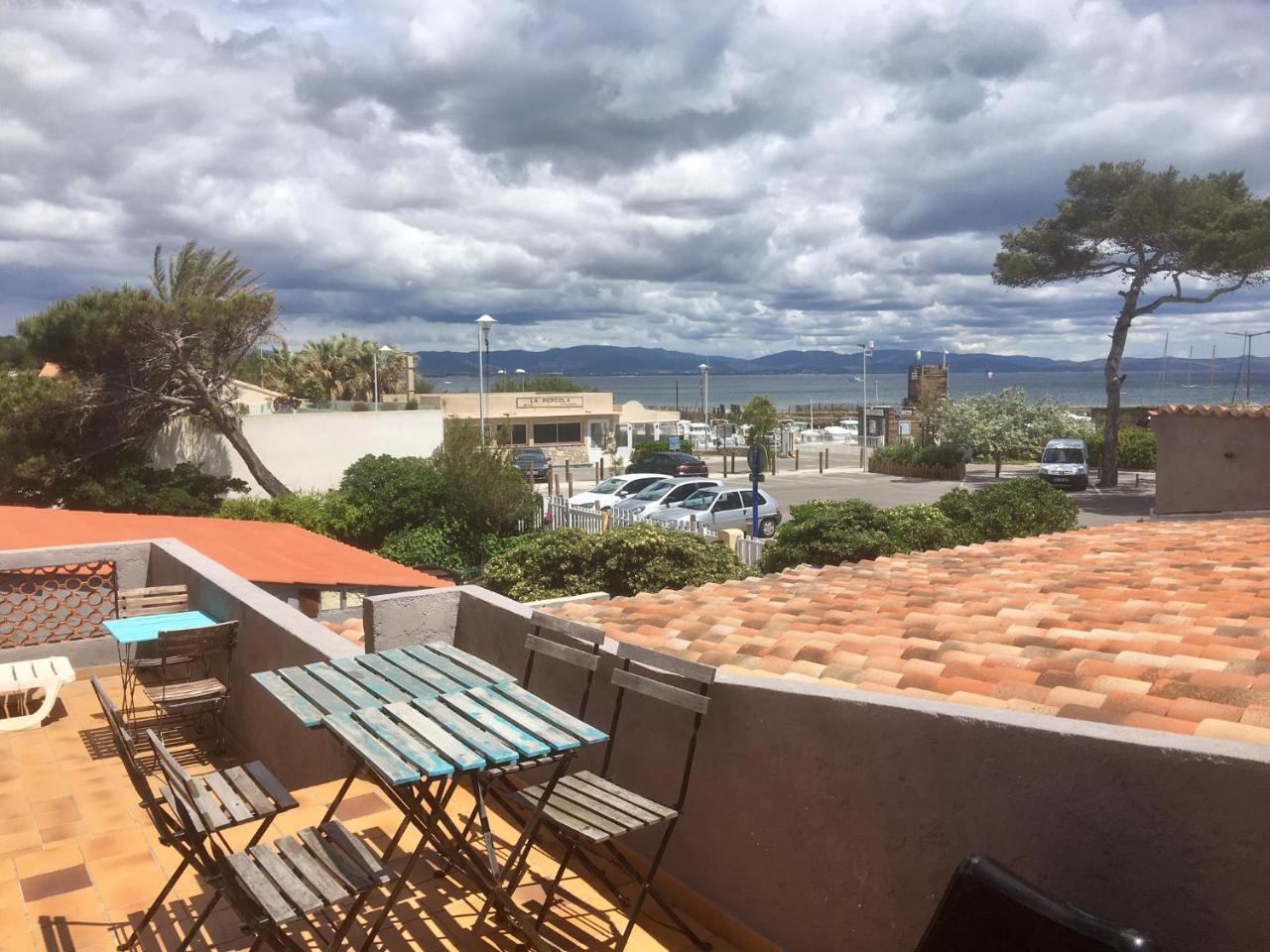 Hotel La Bastide Йер Экстерьер фото